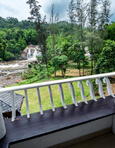 Aruvi Resorts Munnar