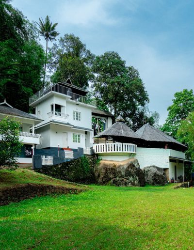 Aruvi Resorts Munnar